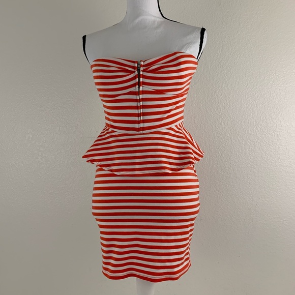 Windsor Peplum Mini Dress. P40 - Picture 5 of 8